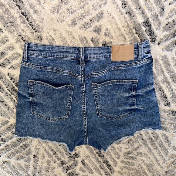 H&M Medium Blue Cut Off Denim Jean Shorts Size 10 Women Mid Rise - Picture 4 of 11